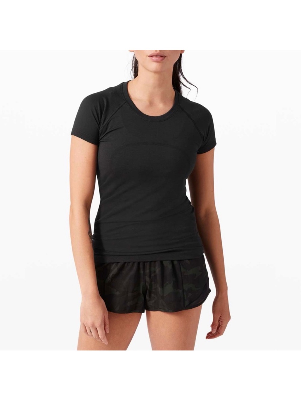 Lululemon Swiftly Tech Short Sleeve 2.0
Black / Black